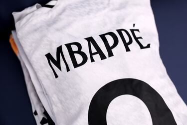 Camiseta del delantero del Real Madrid, Kylian Mbappé.