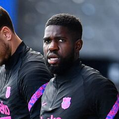 Umtiti encuentra salida