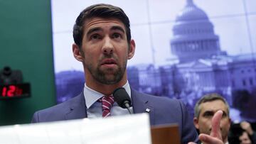 El ex nadador Michael Phelps, el deportista con m&aacute;s medallas en los Juegos Ol&iacute;mpicos, durante su comparecencia en el Capitolio.