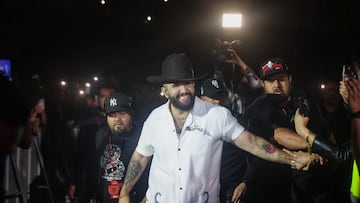 El cantante Carín León, a su llegada a la actuación en el WiZink Center, a 31 de octubre de 2024, en Madrid (España). León es cantante, guitarrista y compositor mexicano de música regional mexicana. Ha compuesto canciones para artistas como Christian Nodal, Natalia Aguilar, Los Plebes del Rancho, El Fantasma, Voz de Mando, Chuy Lizárraga, entre otros. Además tiene dos premios Grammy Latinos.
31 OCTUBRE 2024;CANTANTE;MEXICANO;ARTISTA;WIZINK;MÚSICA;MÚSICO;MÉXICO;
Ricardo Rubio / Europa Press
31/10/2024