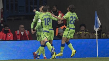 El duelo entre mexicanos de Copa del Rey no pudo concretarse debido a la lesión de Héctor Moreno de la Real Sociedad. Lainez entró al 79’ y mostró su velocidad.