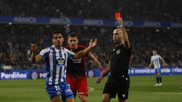 Partido Deportivo de La Coruña - Fuenlabrada.  roja davo