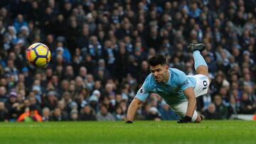 Agüero responde a Guardiola y el City sigue de récord