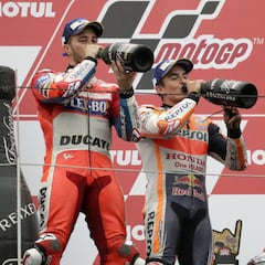 Petrucci no se explica cómo lo hace Dovizioso con Márquez