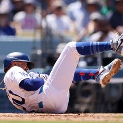 Shohei Ohtani will replace Mookie Betts as leadoff hitter