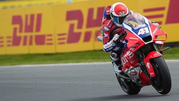 Aleix Espargaró con la Honda de MotoGP.
