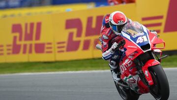 Aleix Espargaró con la Honda de MotoGP.