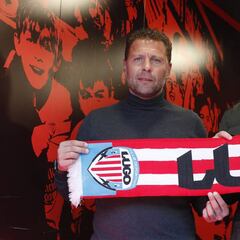 Los deberes de Curro Torres: defensa, fortaleza en casa y protagonismo