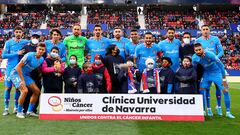 Los jugadores del Atl&eacute;tico antes de jugar contra Osasuna.