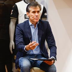 Corona: “La operación de Cenk se puede cerrar de forma inminente”