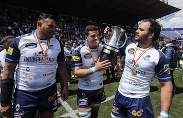 El VRAC, campe車n de la Copa del Rey, siempre mand車 en el marcador y fue superior f赤sicamente a El Salvador. M芍s de 15.000 personas poblaron las gradas del Ciudad de Valencia.