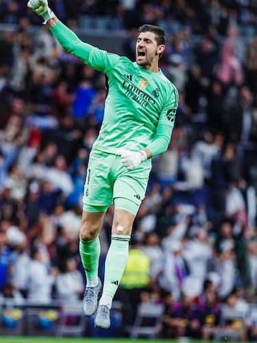 "Victoria merecida y ambiente espectacular en el Bernabéu. Así se compite cuando el mundo mira! ".