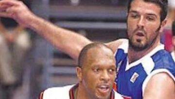 <b>UNO MENOS. </b>Vidaurreta, trabajador en defensa, baja colegial.