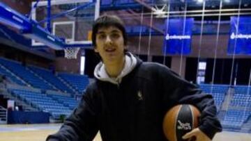 Djedovic, amenaza visitante.