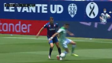 El jugador del Levante que le hizo un lío a Bartra con jugadón