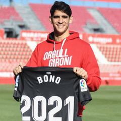 Bono busca su primera victoria ante el Betis