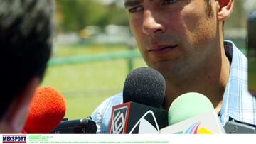 FUTBOL/SOCCER
ENTRENAMIENTO CLAUSURA 2007
ENTRENAMIENTO AMERICA
MEXSPORT DIGITAL IMAGE
13 April 2007:  Action photo of Raul Salinas of America, after a training session./Foto de accion de Raul Salinas del America, luego de una sesion de entrenamiento. MEXSPORT/RODRIGO ASCENCIO