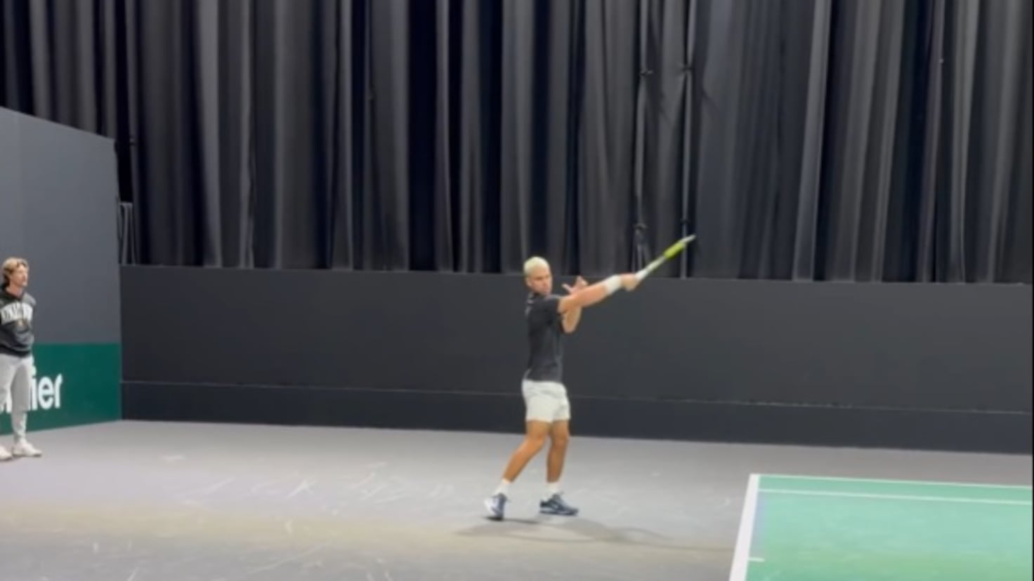 Alcaraz ya entrena en París para iniciar la caza del Masters 1.000