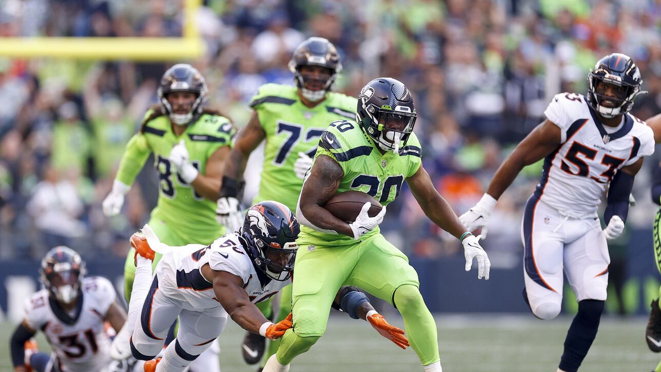 Who are the lowest paid players in the NFL? Is there a minimum wage in