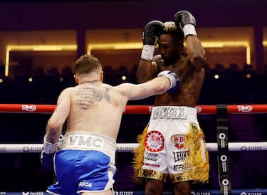 HC3JEFS7E7MQBN3N5J3WKPYZPE Canelo sigue siendo el rey de las 168 libras