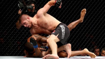 Khabib, favorito para llevarse 'el título' de McGregor en el UFC 223