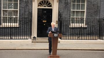 British Prime Minister Boris Johnson makes a statement at Downing Street in London, Britain, July 7, 2022. REUTERS/Phil Noble