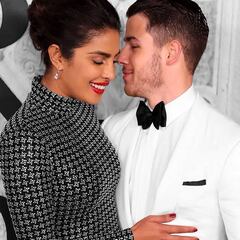 Priyanka Chopra y Nick Jonas contagian su amor
