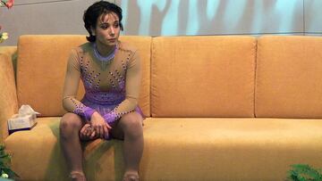 La patinadora francesa Sarah Abitbol reacciona tras ganar el bronce en los Europeos de Parinaje Artístico de Bratislava de 2001.