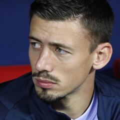 Más problemas para Xavi en defensa: Lenglet, 5 semanas KO