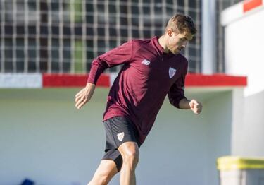 Iñigo Martinez: injured for Spain, called up by Euskadi