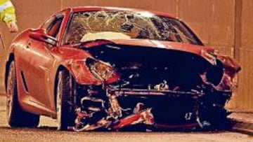 <b>DESTROZADO. </b>En este estado quedó el Ferrari de Cristiano Ronaldo tras el accidente que sufrió ayer el futbolista portugués.