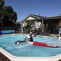 La piragüista olímpica que se entrena en su piscina
