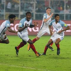 Inglaterra amplía el gafe