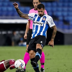 La metamorfosis del Espanyol en el inusitado ‘tiqui-taca’ de su debut