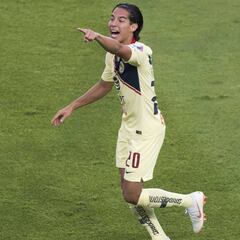 Cuauhtémoc Blanco pidió a Lainez no perder el piso