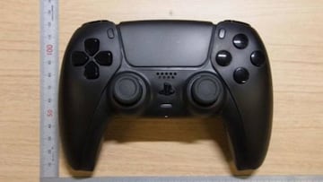 PS5: Aparecen nuevas imágenes de un mando DualSense completamente negro