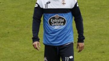 Juanfran durante un entrenamiento con el Deportivo. 