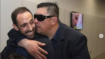 El Mono Burgos con Juanfran.