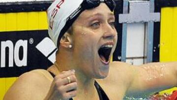 <b>ASOMBROSO. </b>Belmonte, ayer, después de proclamarse campeona de Europa de los 400 libres.