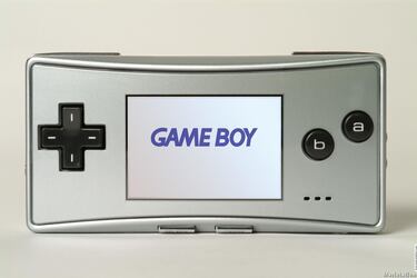 [Pre E3] Galería de imágenes de Revolution y GBA Micro