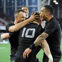 All Blacks thump Wales 46-6 to sweep series