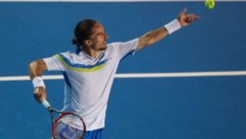 El tenista ucraniano Alexandre Dolgopolov enfrentar&aacute; al alem&aacute;n Bernard Tomic en una de las semifinales del Abierto de Acapulco.