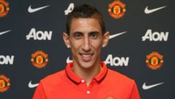 Di Mar&iacute;a, con su nueva camiseta.