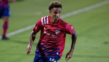 La Juve busca un club donde mandar a su primer fichaje