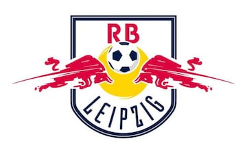 Pocos saben que el nombre de este equipo no es por la bebida energética Red Bull, pese a tener las mismas iniciales. RasenBallsport Leipzig aparece en este ránking por la forzosa manera de la marca de incorporar el logo y vincularlo con el fútbol. La imagen de dos toros yendo a un cruce de balón es, por decirlo menos, chocante.