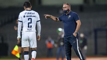Andrés Lillini durante un partido de Pumas