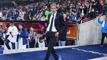 Jorge Guillermo Almada head coach of Pachuca during the 3rd round match between Monterrey and Pachuca as part of the Liga BBVA MX, Torneo Clausura 2025 at BBVA Bancomer Stadium, on January 25, 2025 in Monterrey, Nuevo Leon, Mexico.