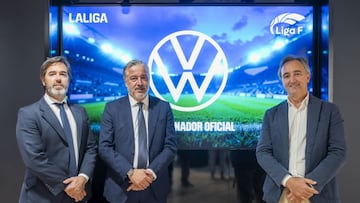 Jorge de la Vega, Pablo Vilches y Enrique Pifarré en el acto de presentación del nuevo patrocinio celebrado en Madrid.