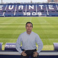 Carmelo del Pozo se desvincula y firmará tres años con el Depor