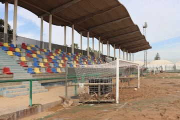 Campos de fútbol destrozados por la DANA en Valencia